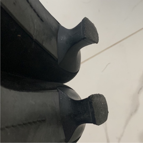 Stuart Weitzman for Russell Bromley Black Suede Shoes Heels - Picture 5 of 8